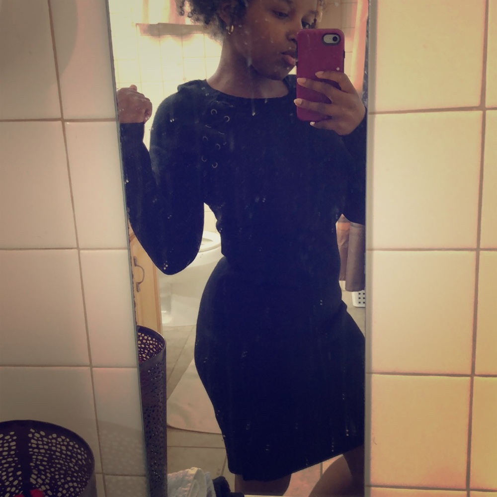 Black long sleeve dress 🖤